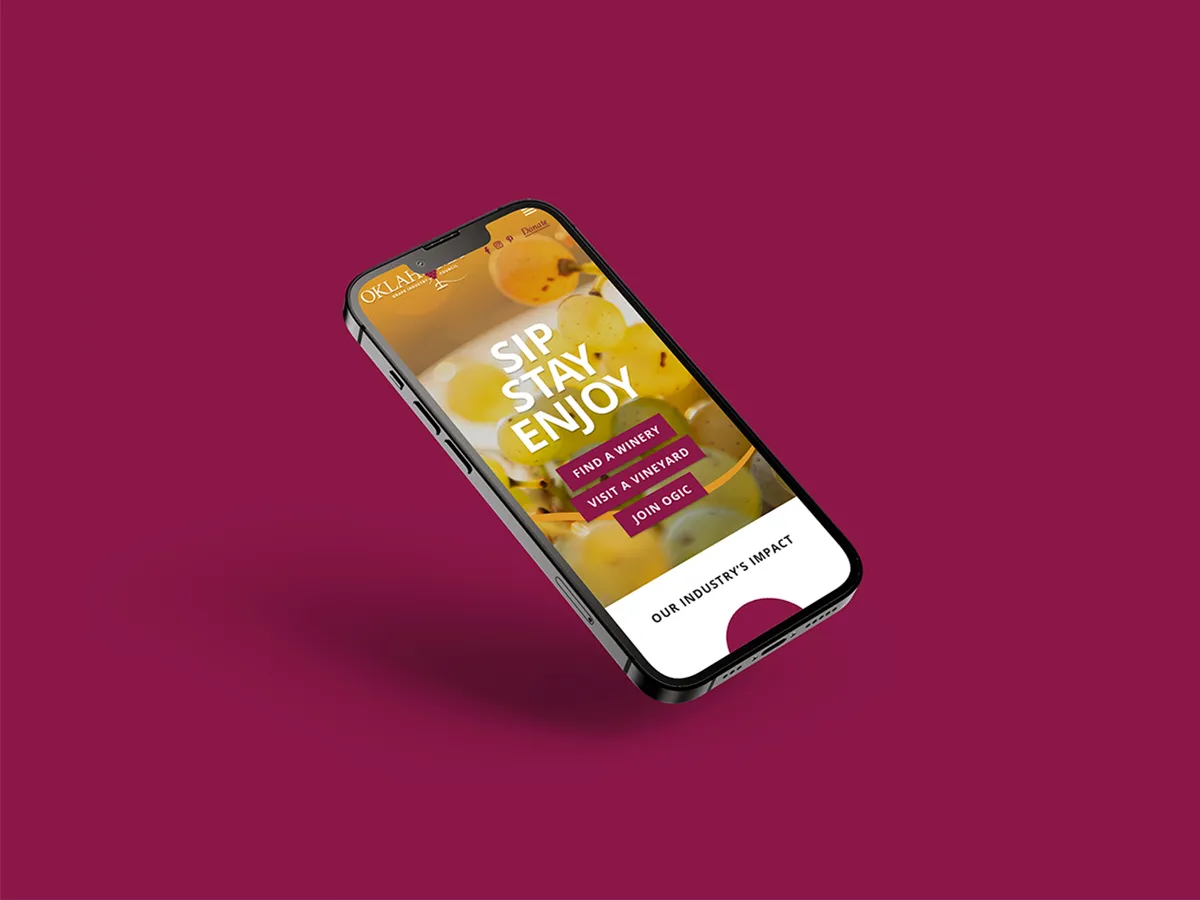 3-iphone-titl-website-mockup-ogic-1200×900-1