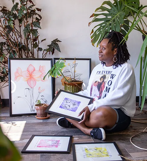 Reshon with floral paintings